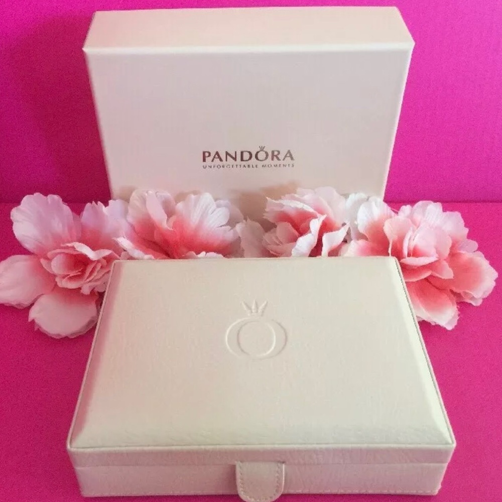 Pandora pink leather jewelry box 6.5x5” LAST ONE